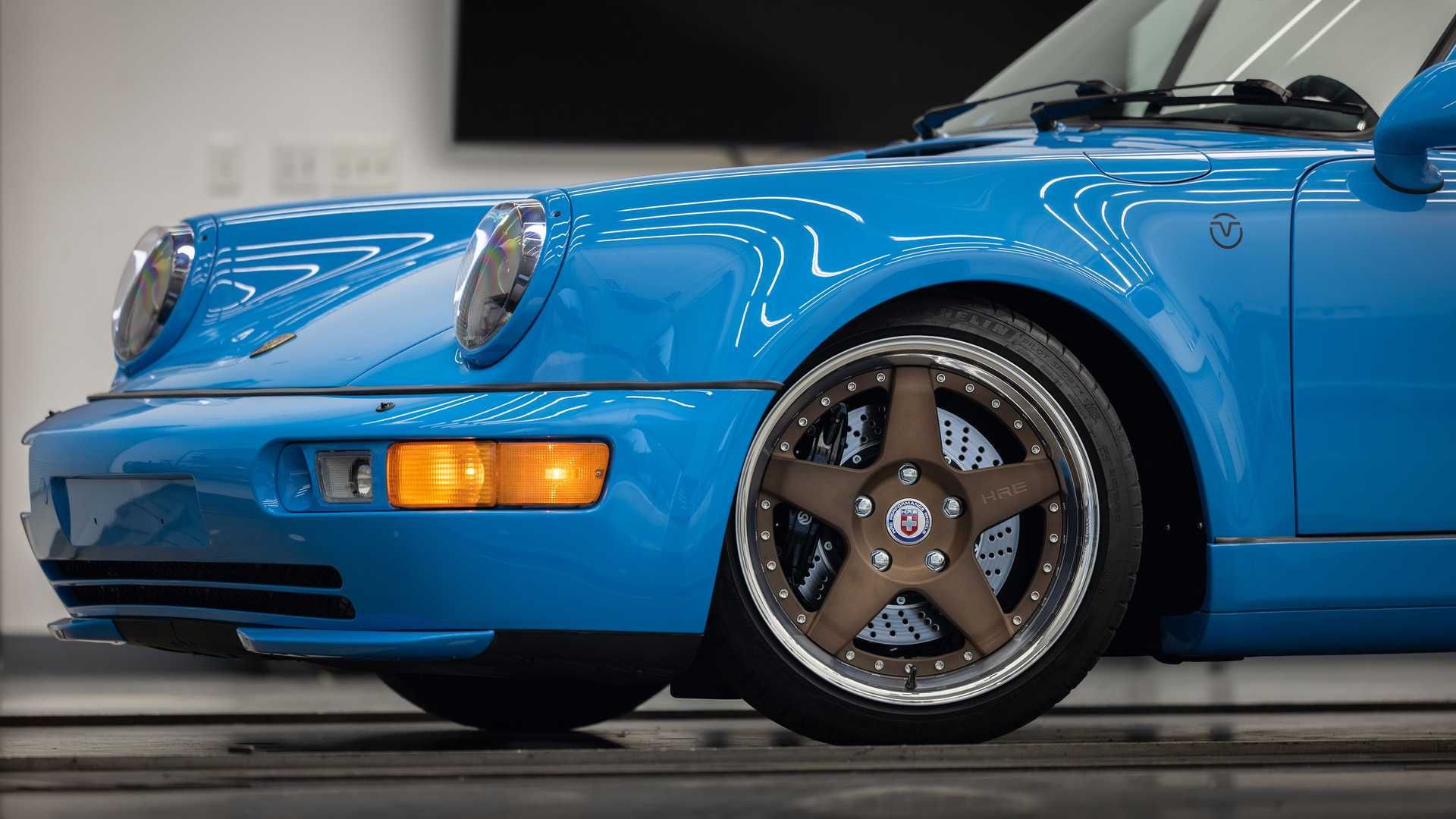 Everatti Porsche 964 Front Quarter Close Up