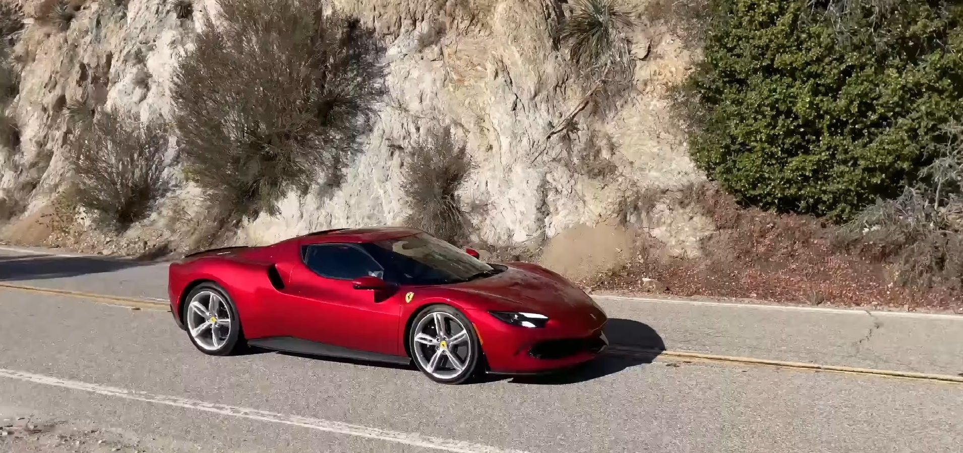 FERRARI THE LEGEND ON THE ROAD フェラーリ本 FERRARI THE LEGEND ON THE ROAD フェラーリ本 - 洋書
