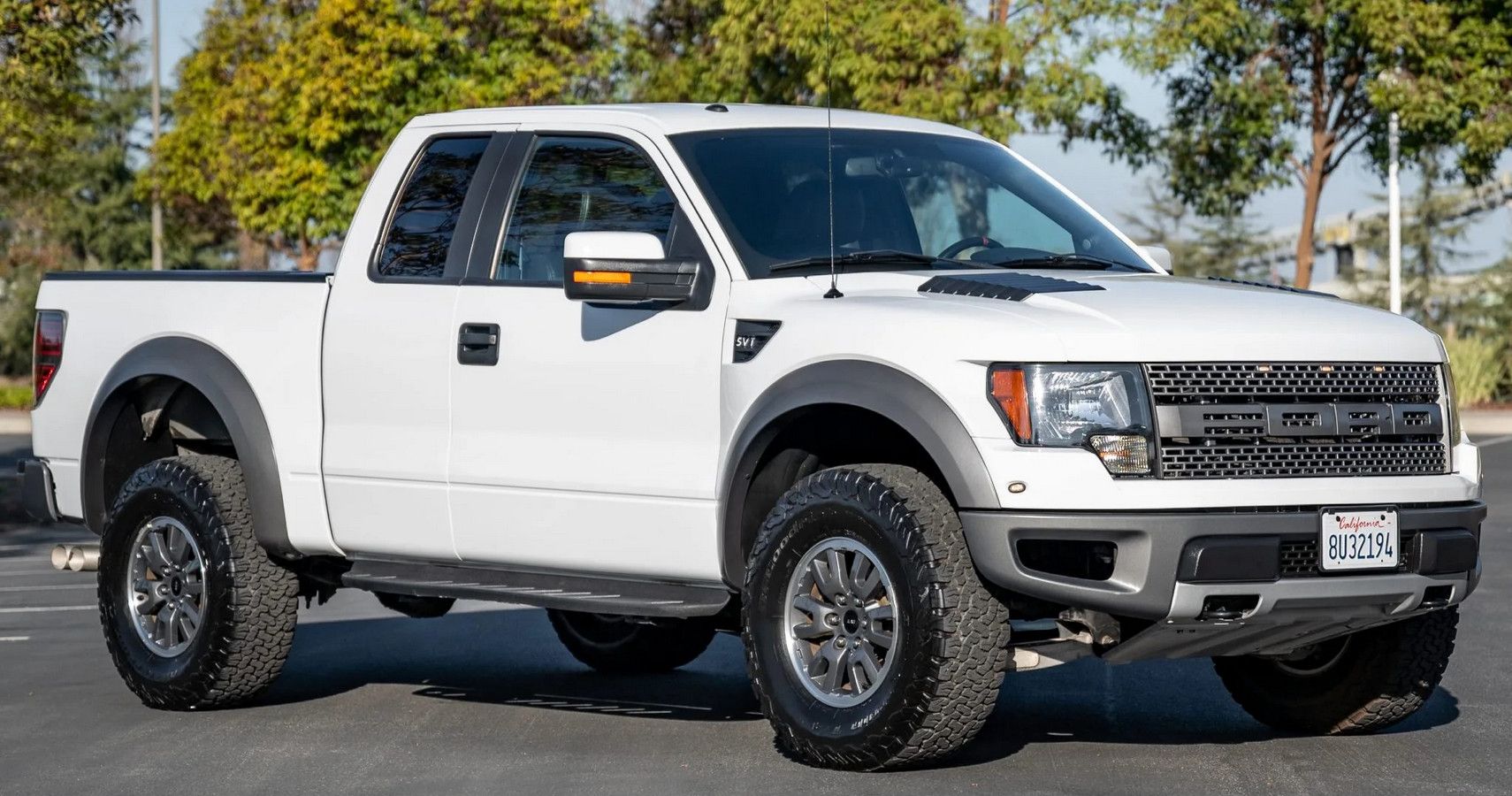 Ford F-150 SVT Raptor - Front