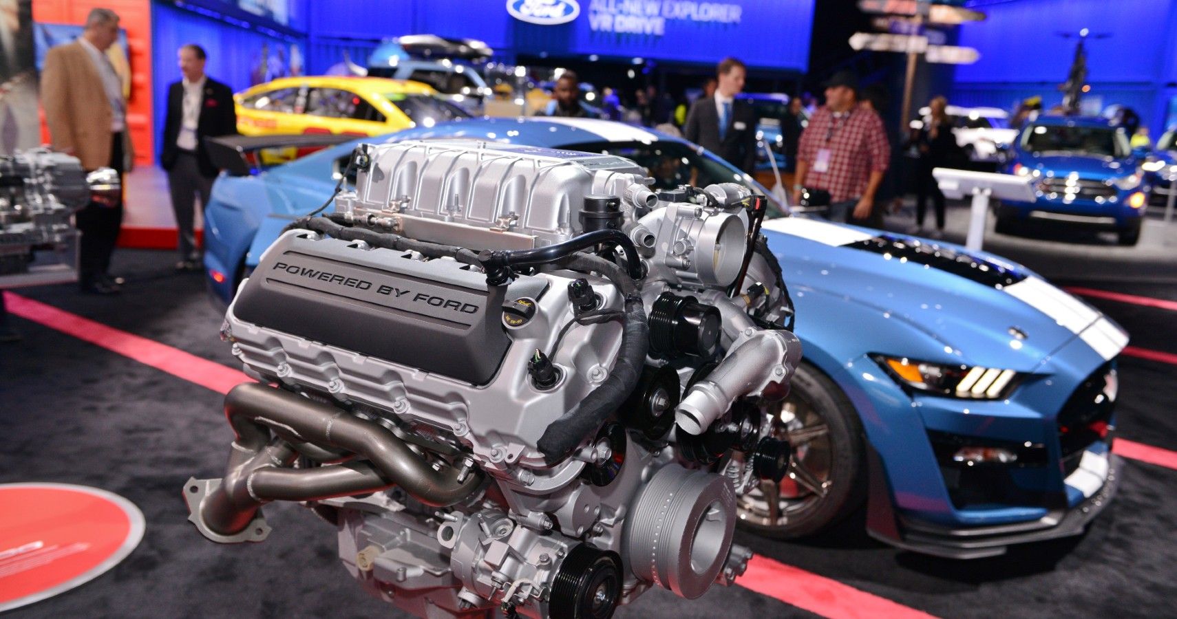 Ford GT500 engine next to 2020 Ford GT500