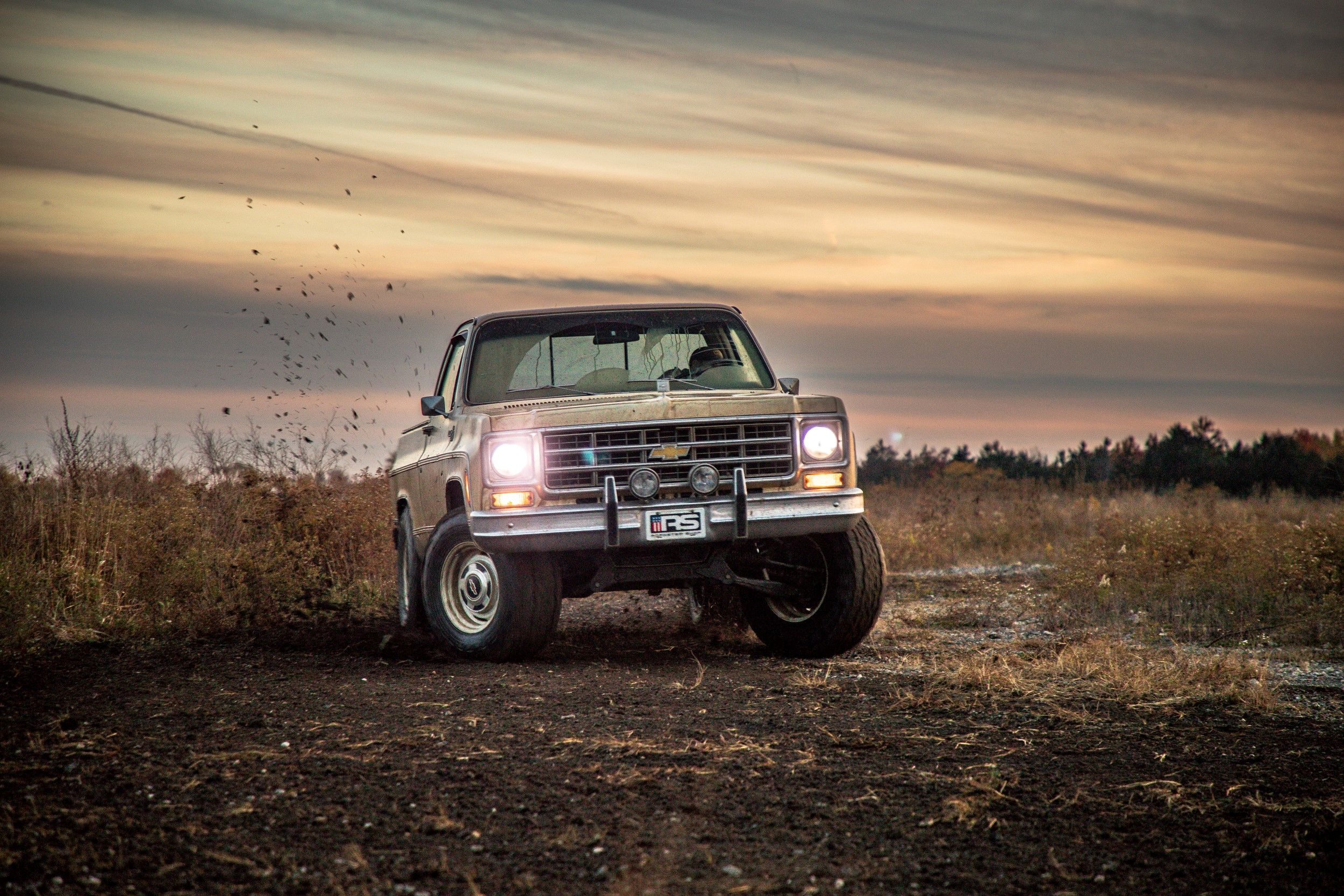 This Custom Chassis Will Let You Slam Your Chevy Truck To The Ground 7552