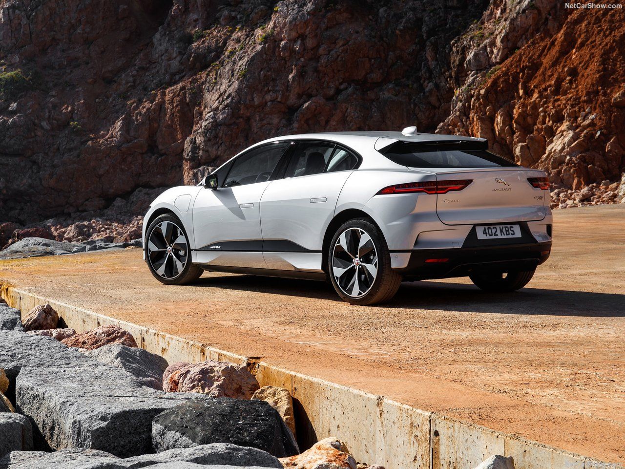 Jaguar-I-Pace-2019-Rear