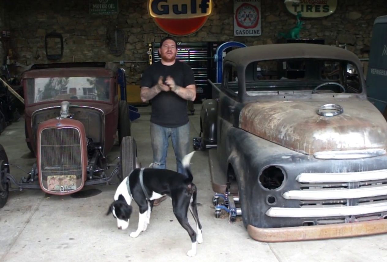 50 Automobiles Have been Discovered In His Barn… This is What Larry Schroll Used to be Hiding