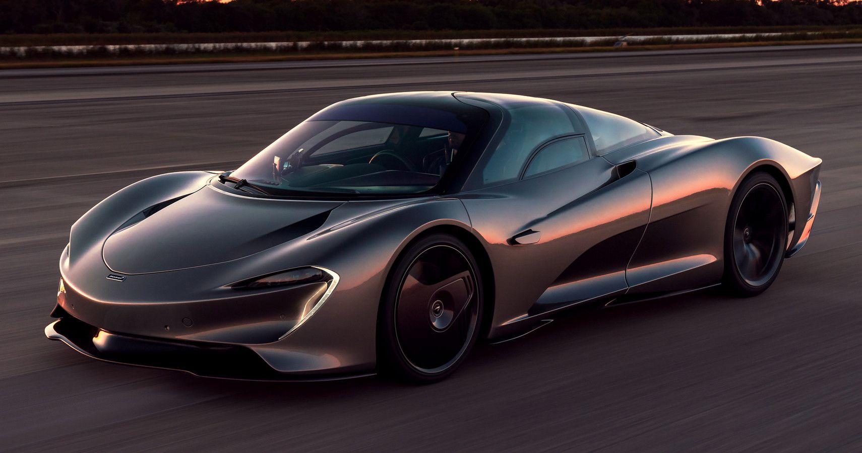 McLaren Speedtail - Front