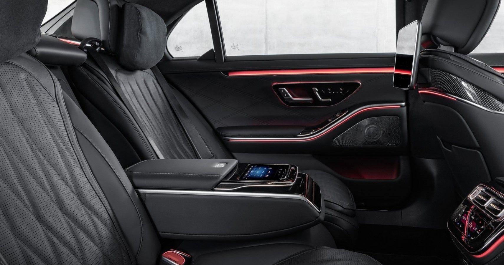 Mercedes-Benz S63 AMG E Performance second row seating view