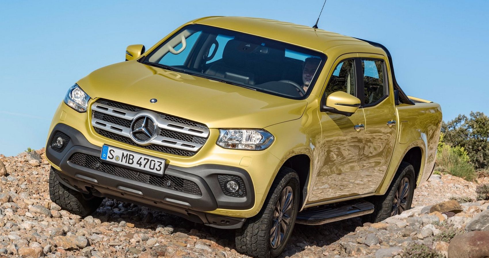 Mercedes X Class - Front