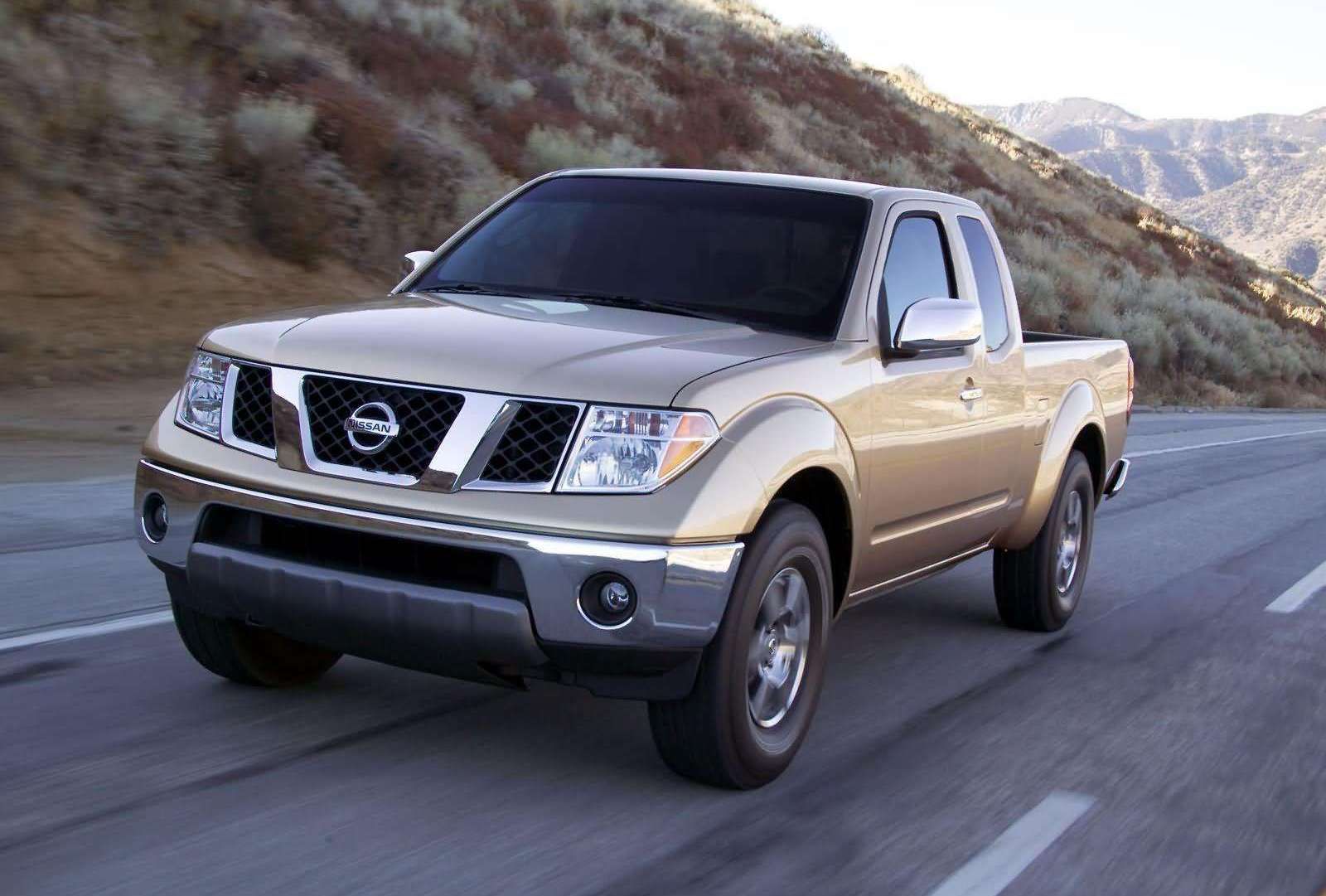 Engine Coolant Reservoir Tank With Cap & Hoses For 2005-2007 Nissan Frontier, Pathfinder, Xterra 4.0L - Replaces 21710EA000