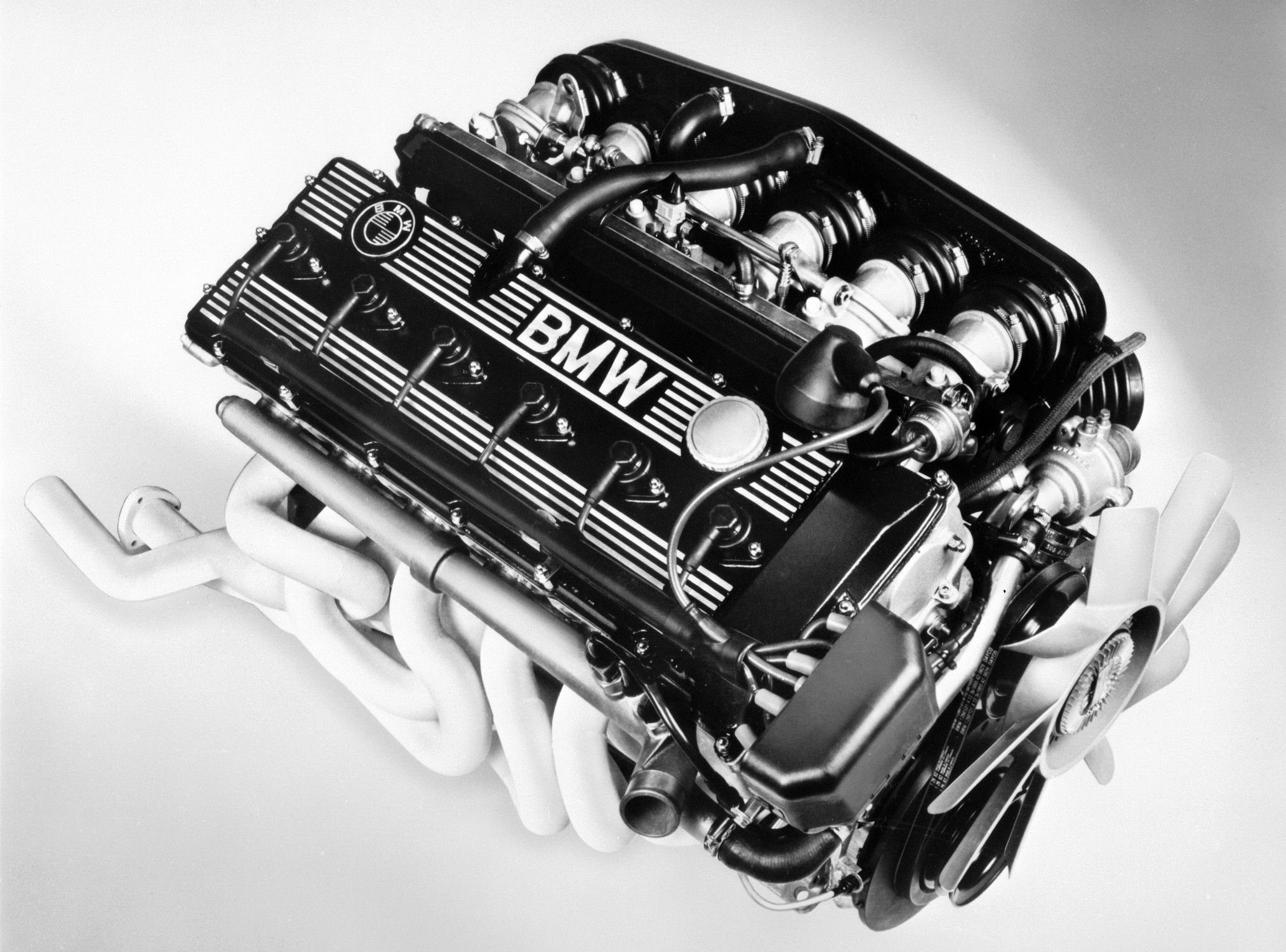 BMW M88/3 Engine outside of the car.