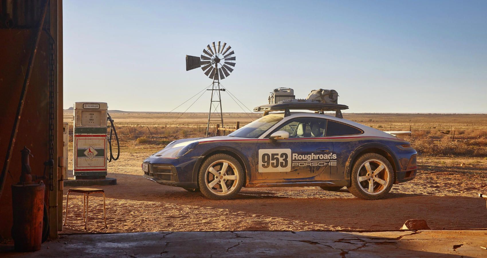 Porsche 911 Dakar Rallye Design -1
