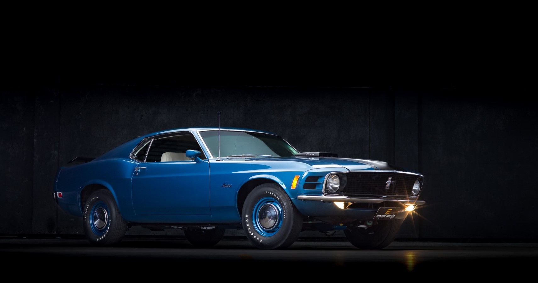 Here's What Makes Ford’s Cobra Jet V8 Engine So Special