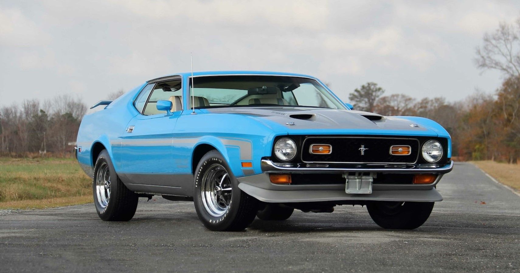 1971 FORD MUSTANG BOSS 351 front third quarter view