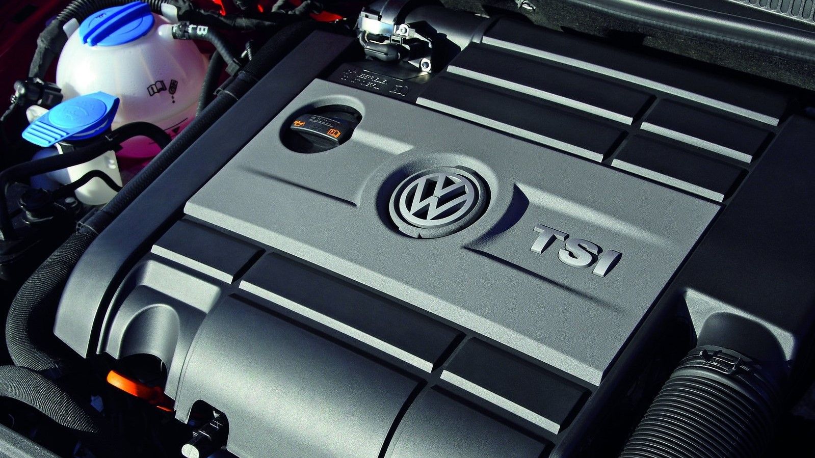 2010 Volkswagen Golf R motor