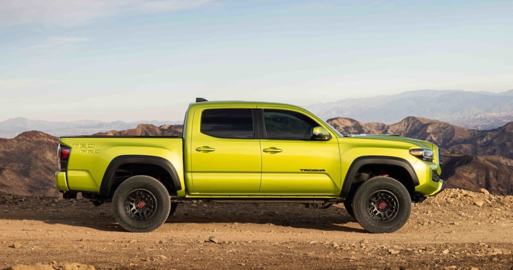 2022-toyota-tacoma-trd-pro-exterior-side-view