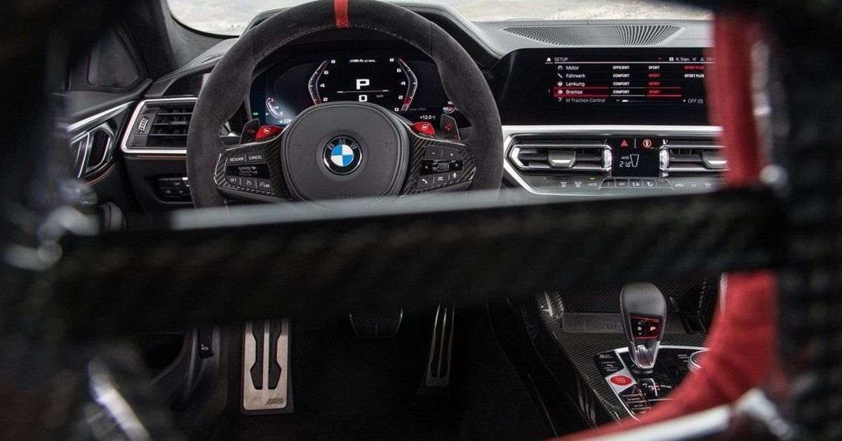 Réplica del volante del BMW M4 CSL 2023