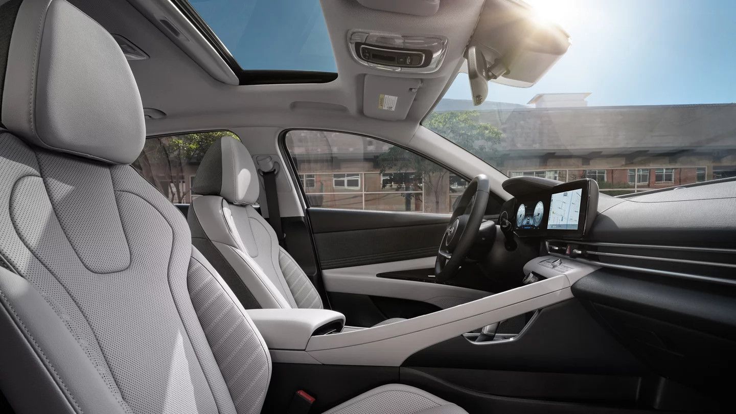 2023 Hyundai Elantra Hybrid interior 