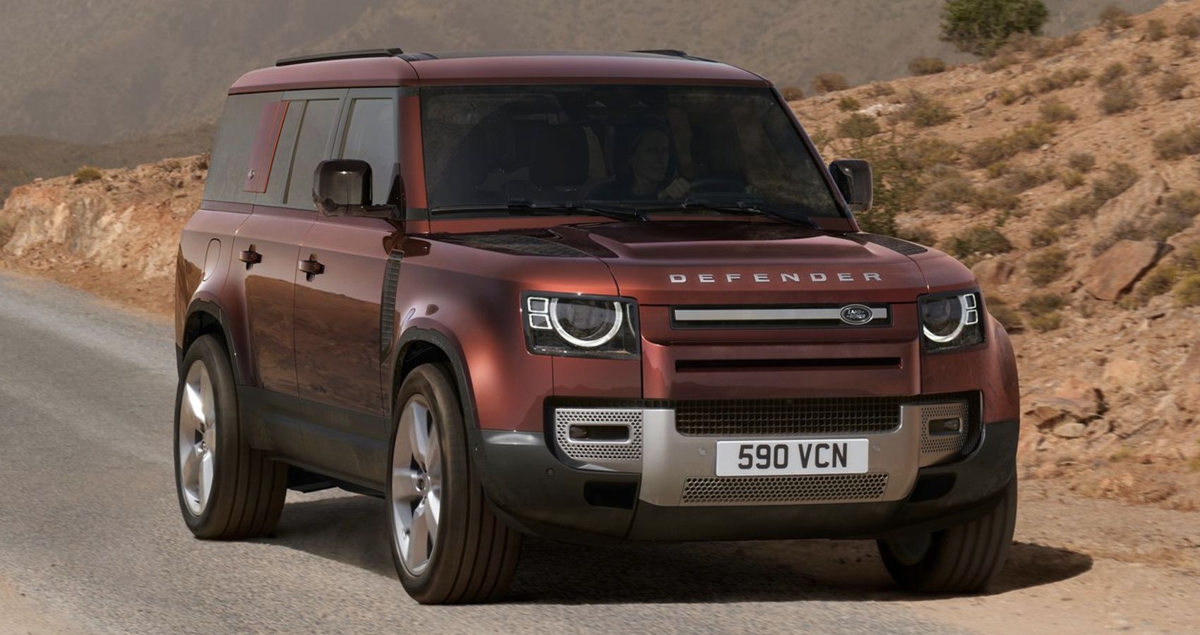 Here's Why The 2025 AllElectric Land Rover Defender Is Worth Waiting For