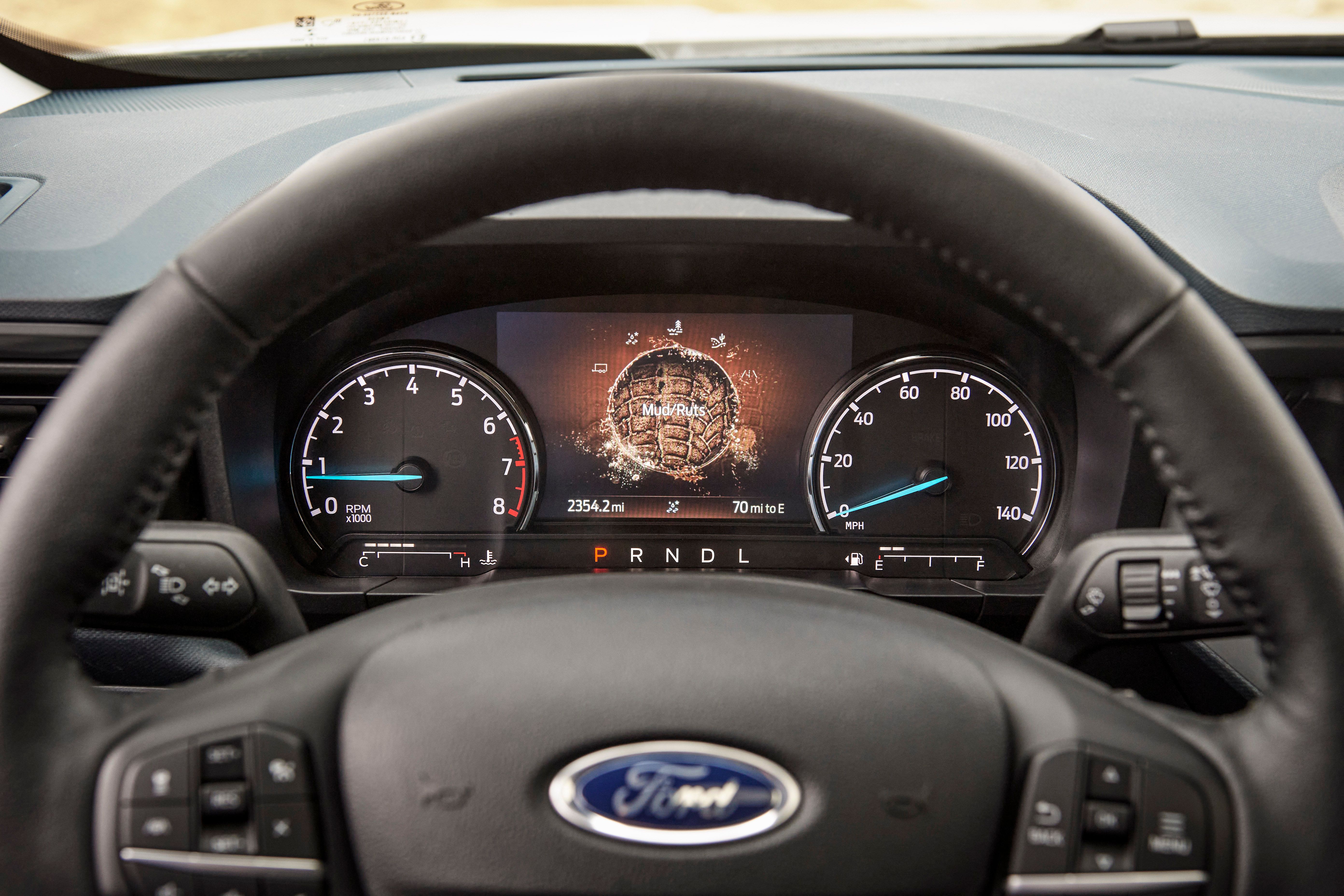 The heads-up display of the 2023 Ford Maverick Tremor. 