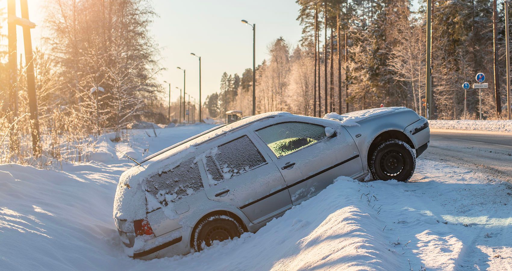 Tips And Tricks To Drive And Manage RWD Car In Snowy Conditions Like A Pro