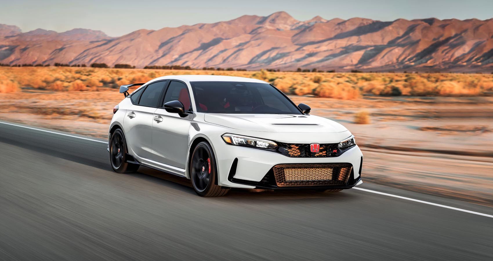 Honda Civic Type R looks even more badass in touring car form - CNET