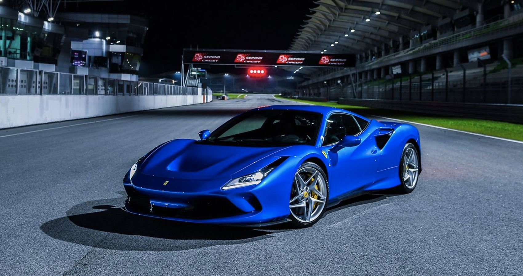 Ferrari F8 Tributo Azul