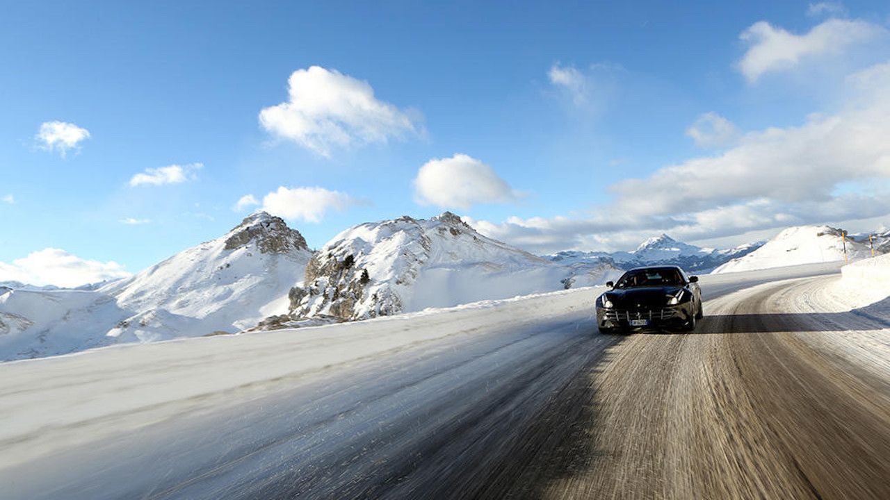 Ferrari FF Snow Road