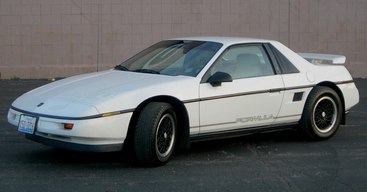 Pontiac Fiero White