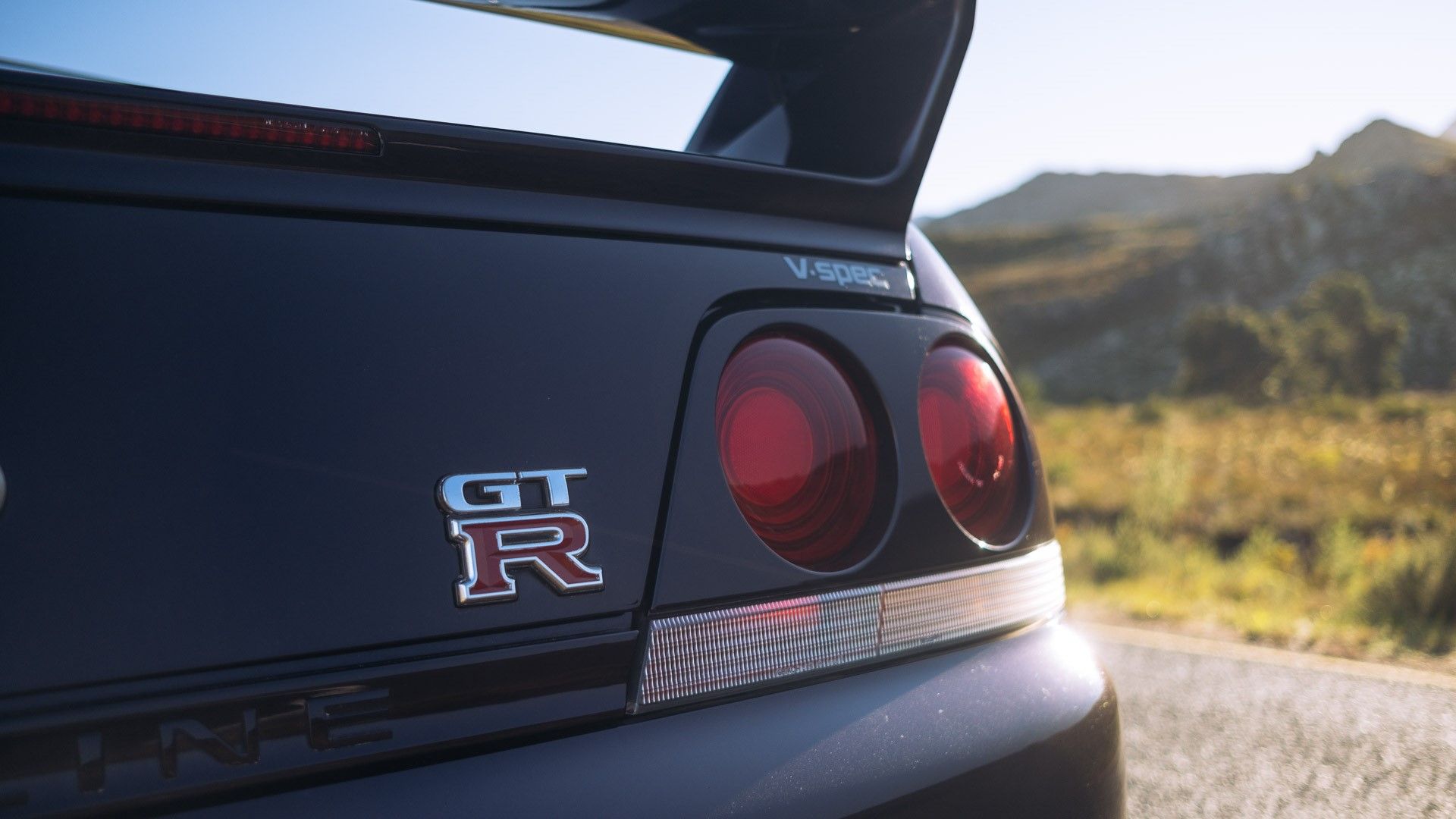 10 Reasons Why The R33 Nissan Skyline GT-R May Be The Ultimate Car For ...