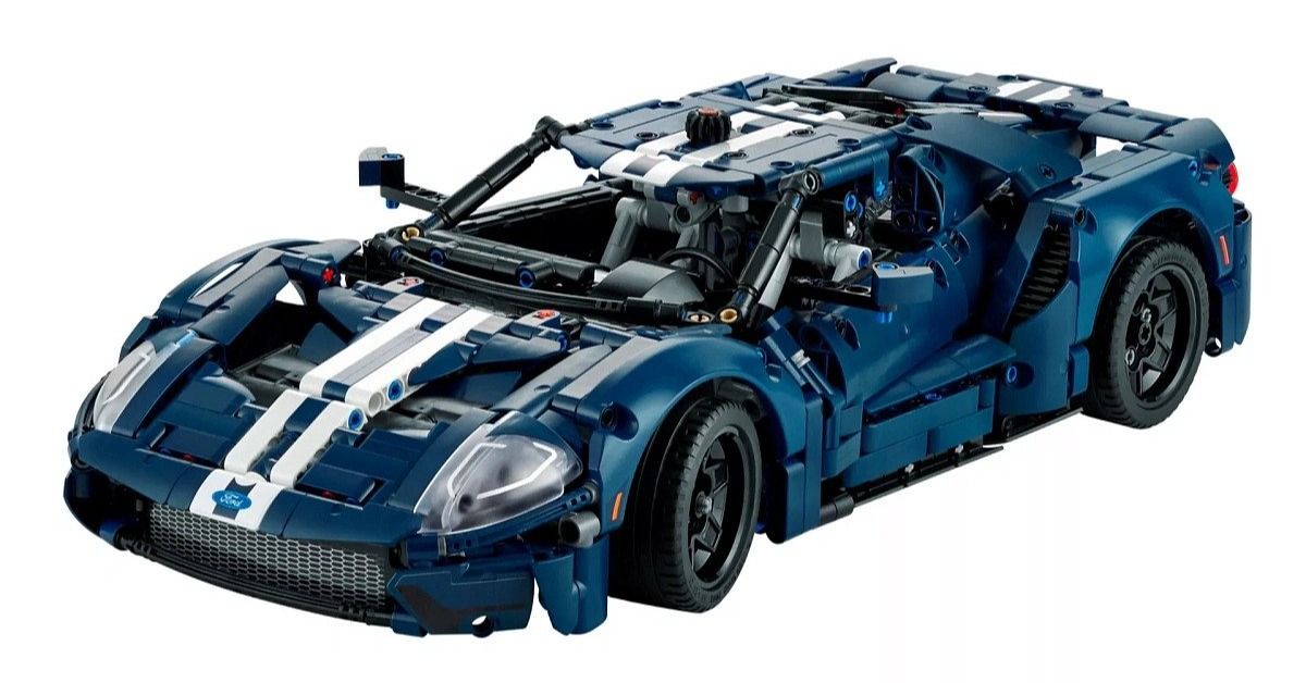 This Amazing 1400Piece Lego Ford GT Features A V6 Engine With Moving