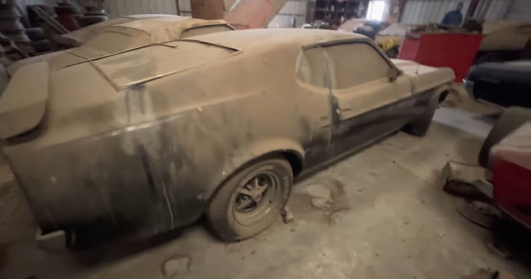 Incredibly Rare Muscle Cars Found Abandoned In A Warehouse Is Beyond Belief