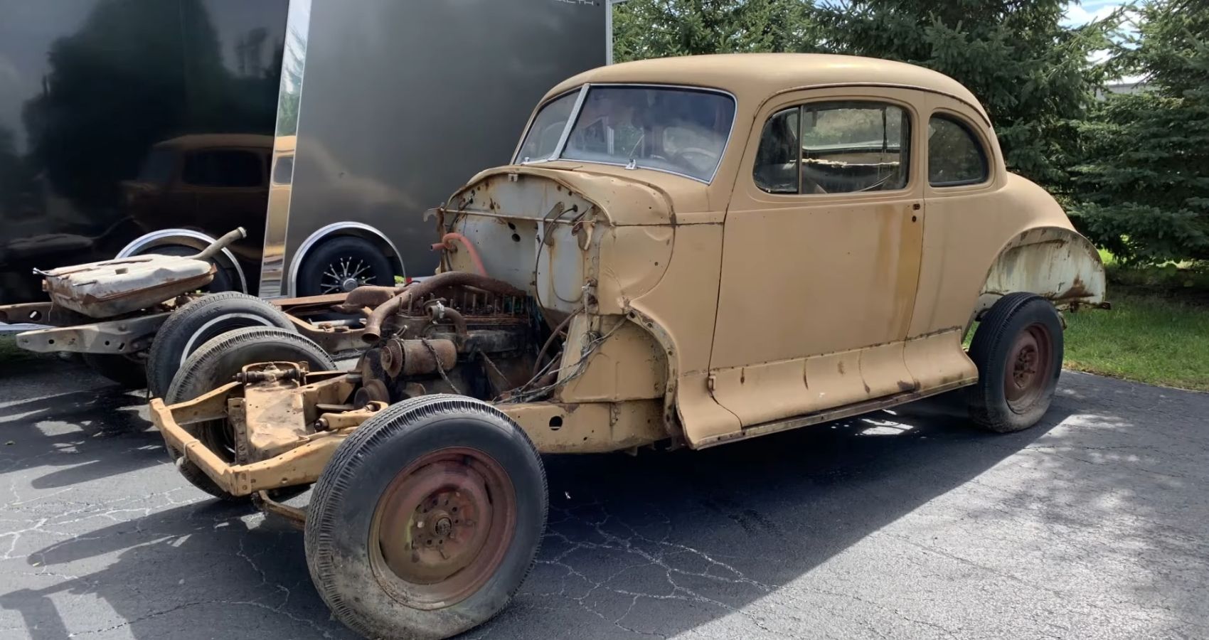 Watch This Backyard 1947 Hudson Super Six Become An Incredible HEMI Restomod