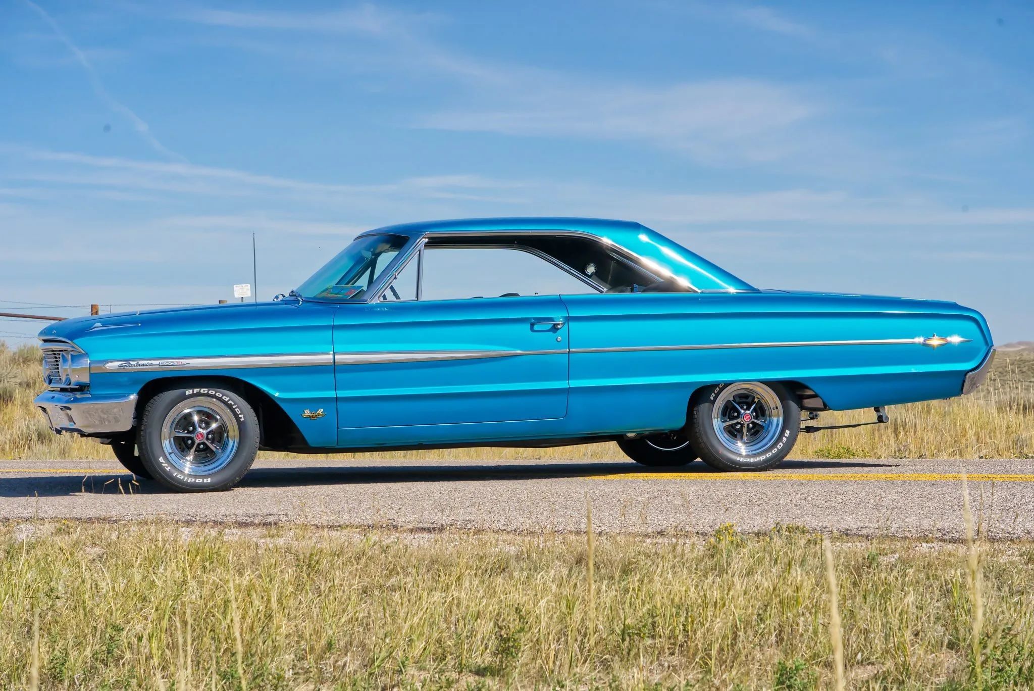 1964-ford-galaxie-500-exterior-side