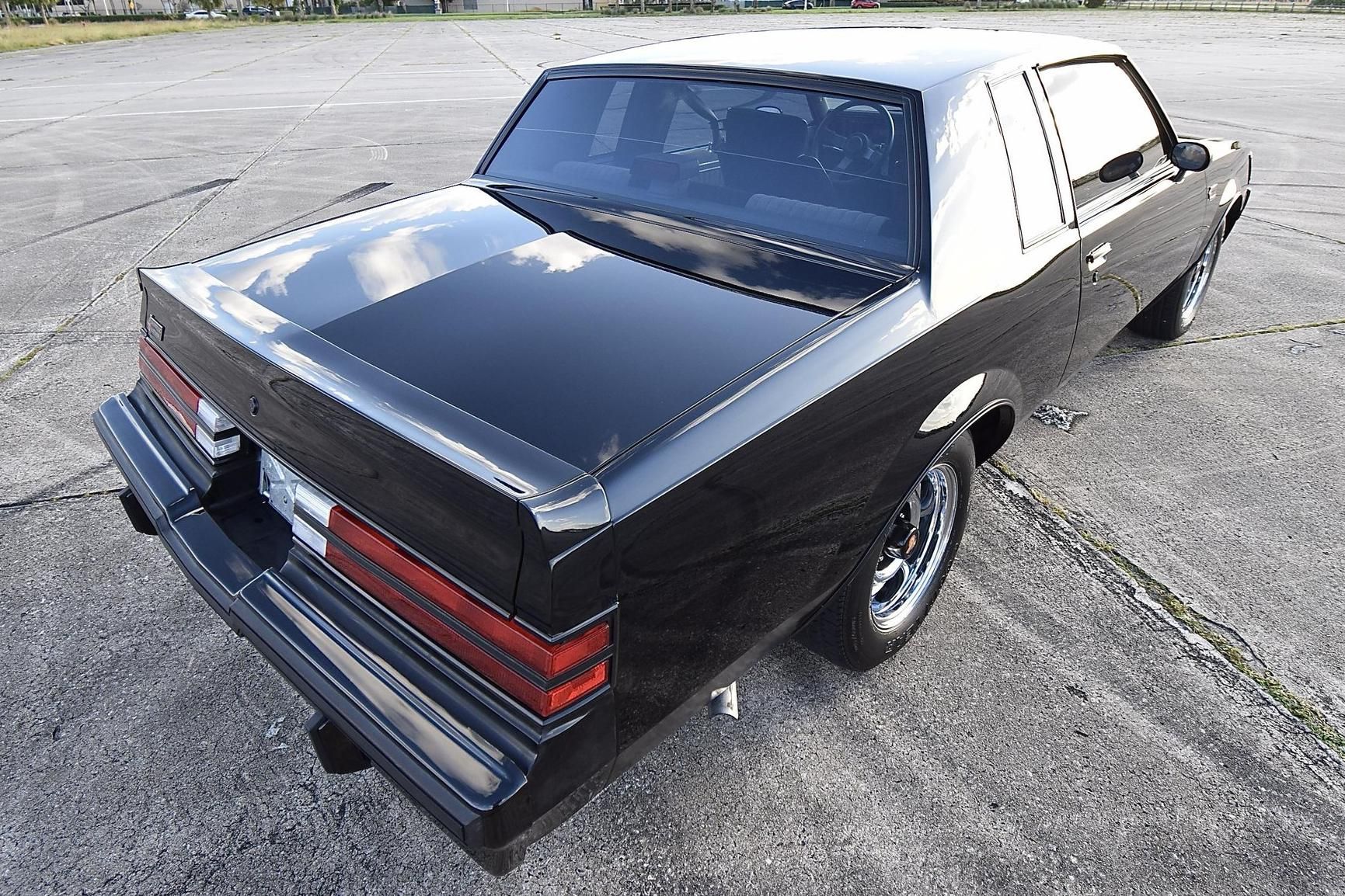 1986-buick-regal-grand-national-exterior-rear-angle