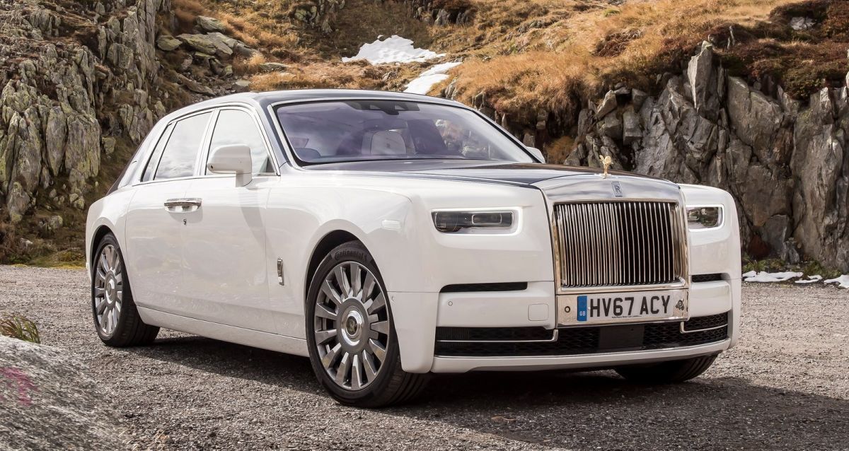 2018 Rolls Royce Phantom Front Three Quarters