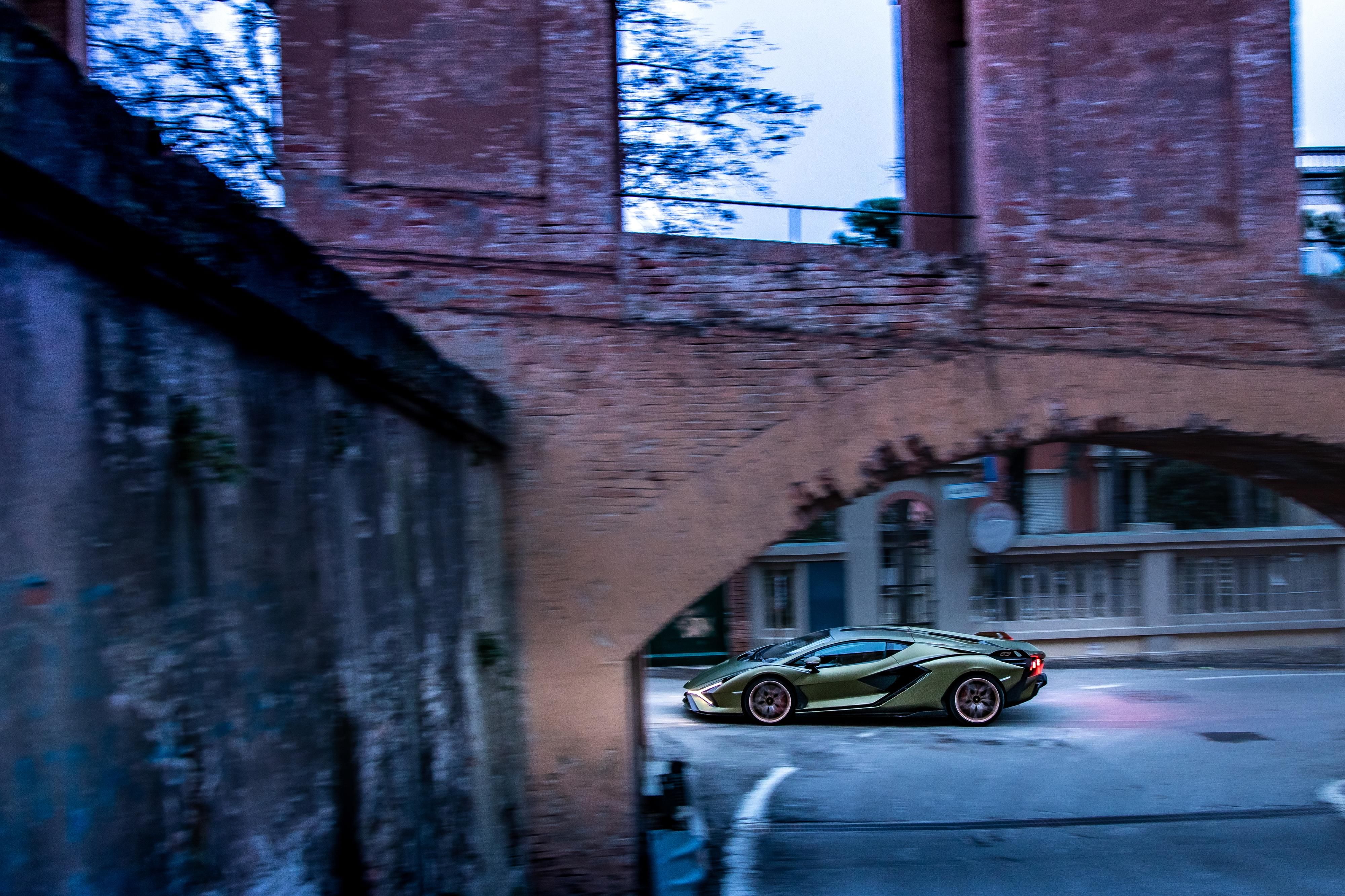 2021 Lamborghini Sian Side View