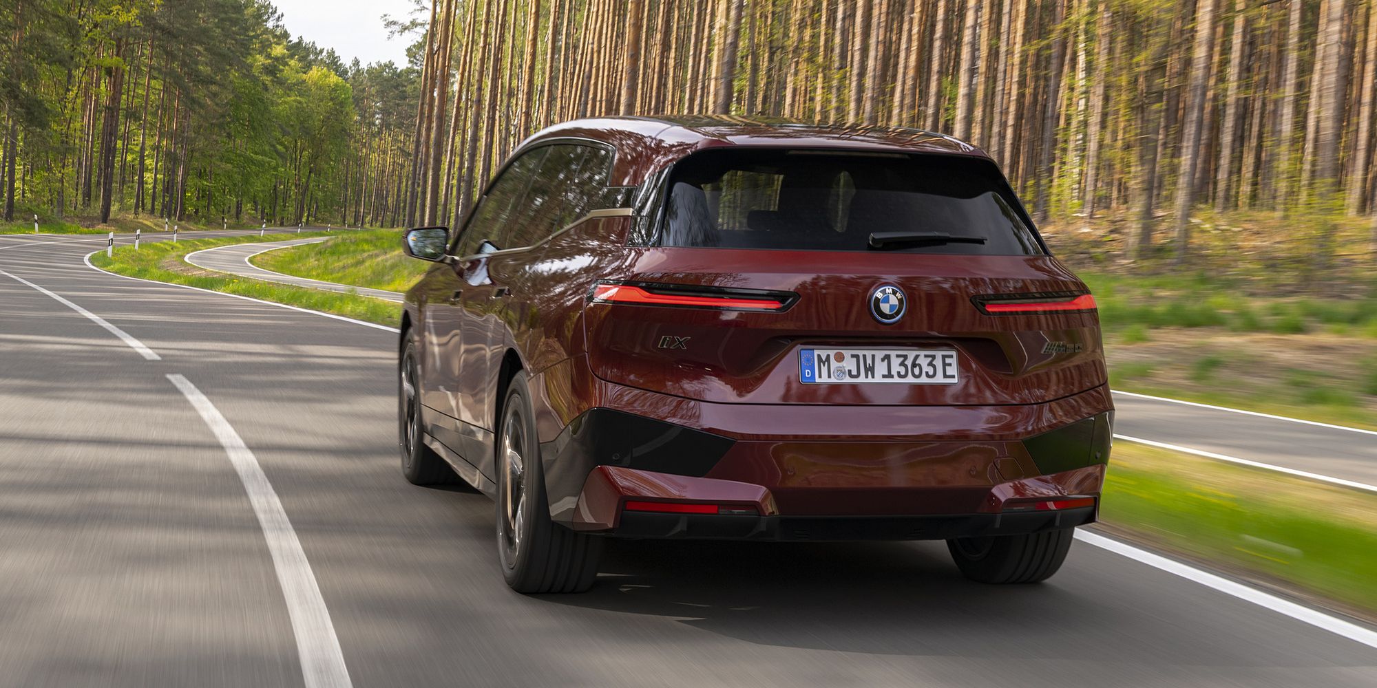 2023 BMW iX: Prices, Specs, And Features