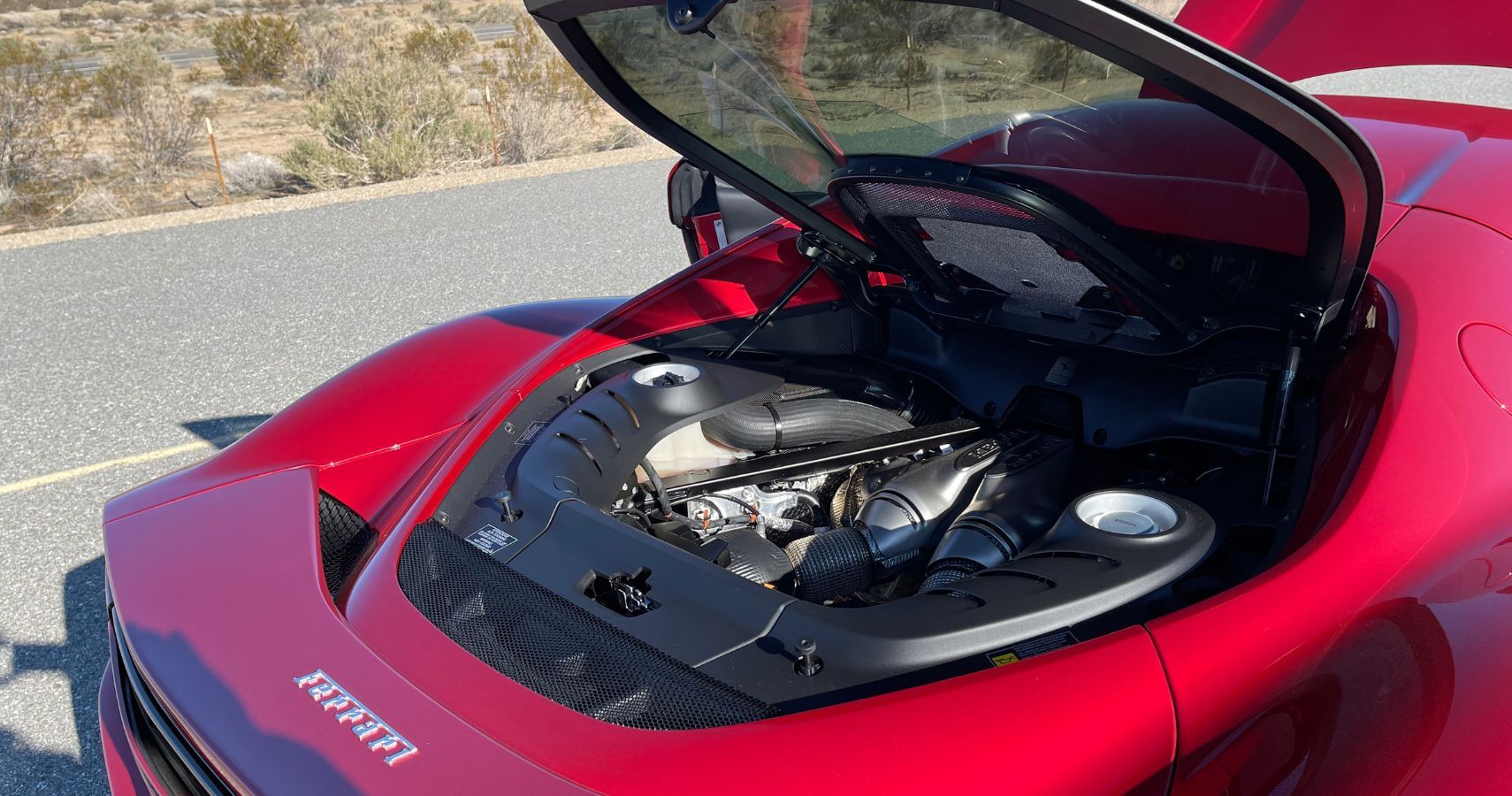 Двигатель Ferrari 296 GTB 2022 года