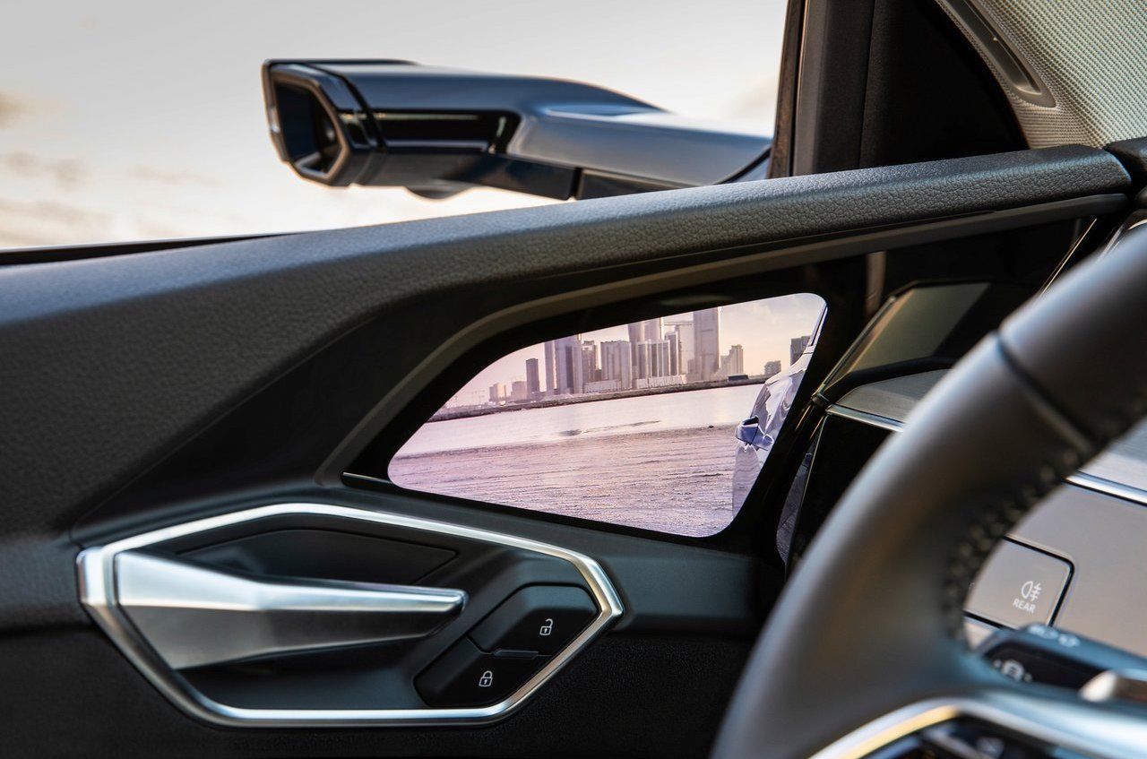 Audi-e-tron-2020-Digital Side Mirror