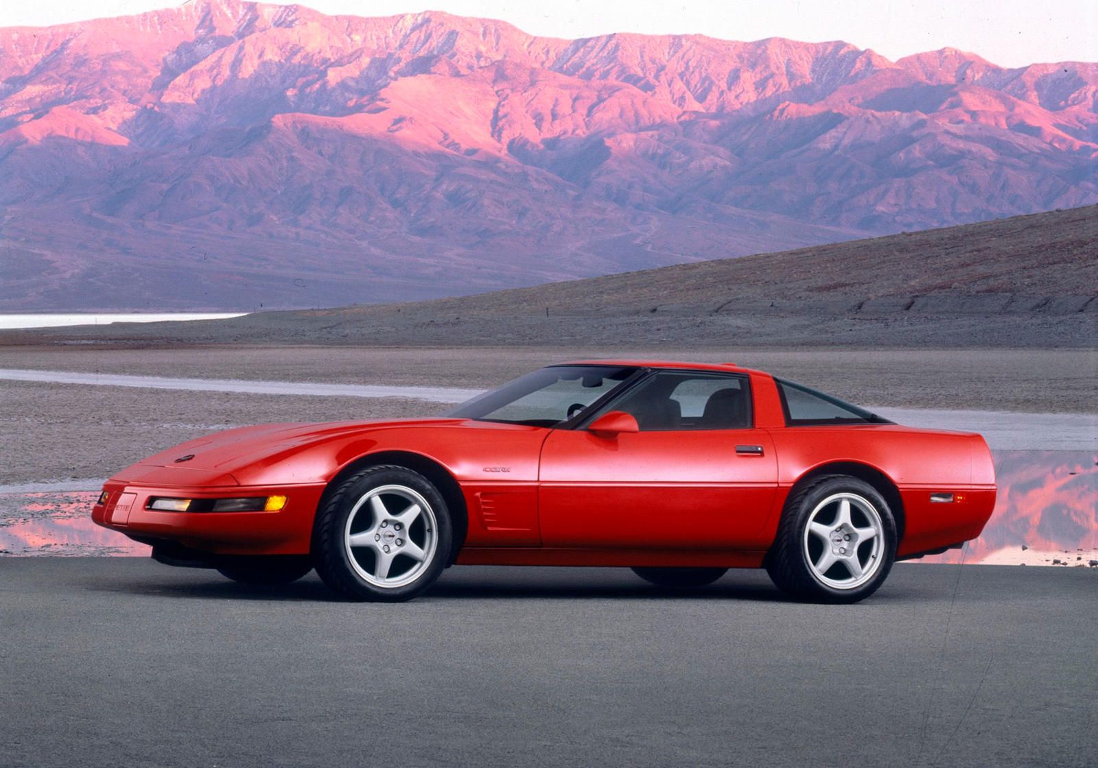 Chevrolet Corvette C4 ZR-1 Front Quarter View Red