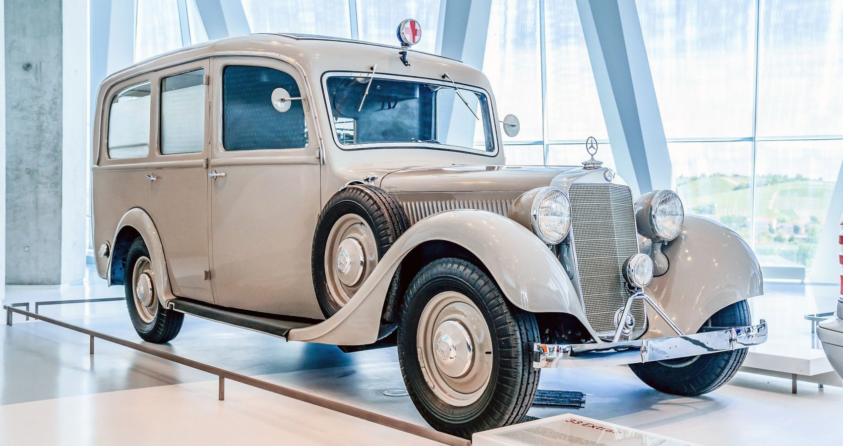 this-1930s-mercedes-benz-320-ambulance-is-a-piece-of-history-worth