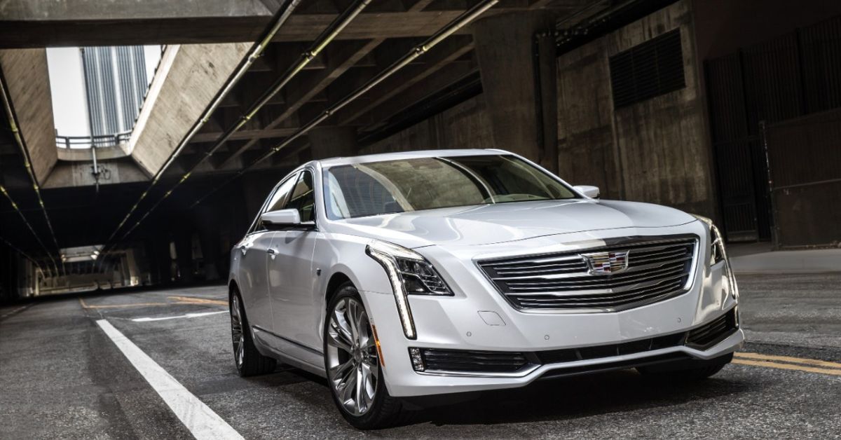 Cadillac CT6 - front view 