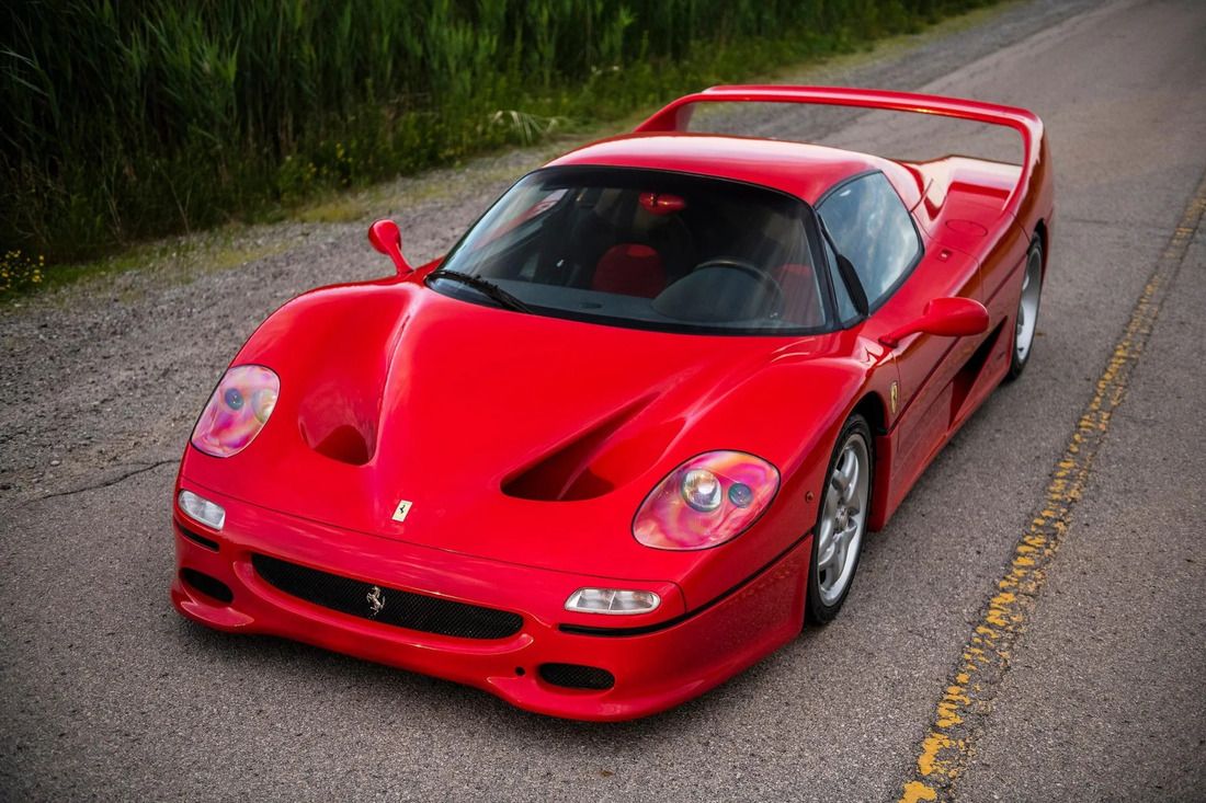 10 Best V12-Engined Supercars Of All Time