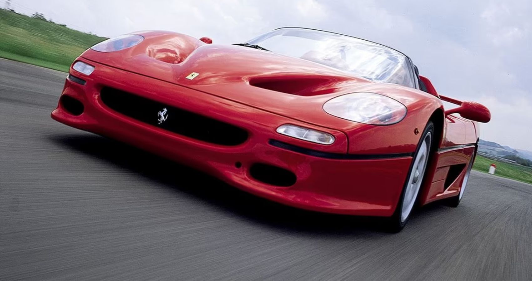 Ferrari F50 1995 Front Quarter View Close Up