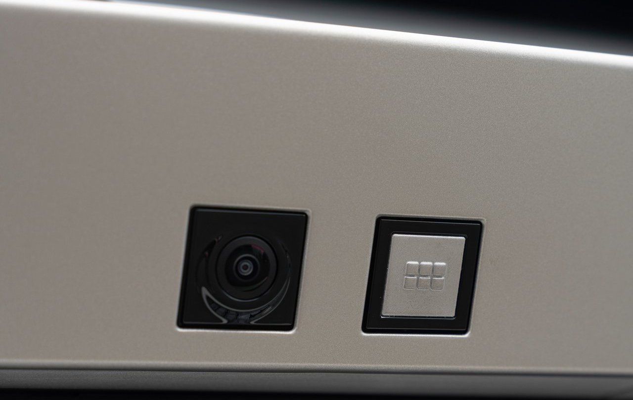 Hyundai-Ioniq_6-2023-Reversing Camera