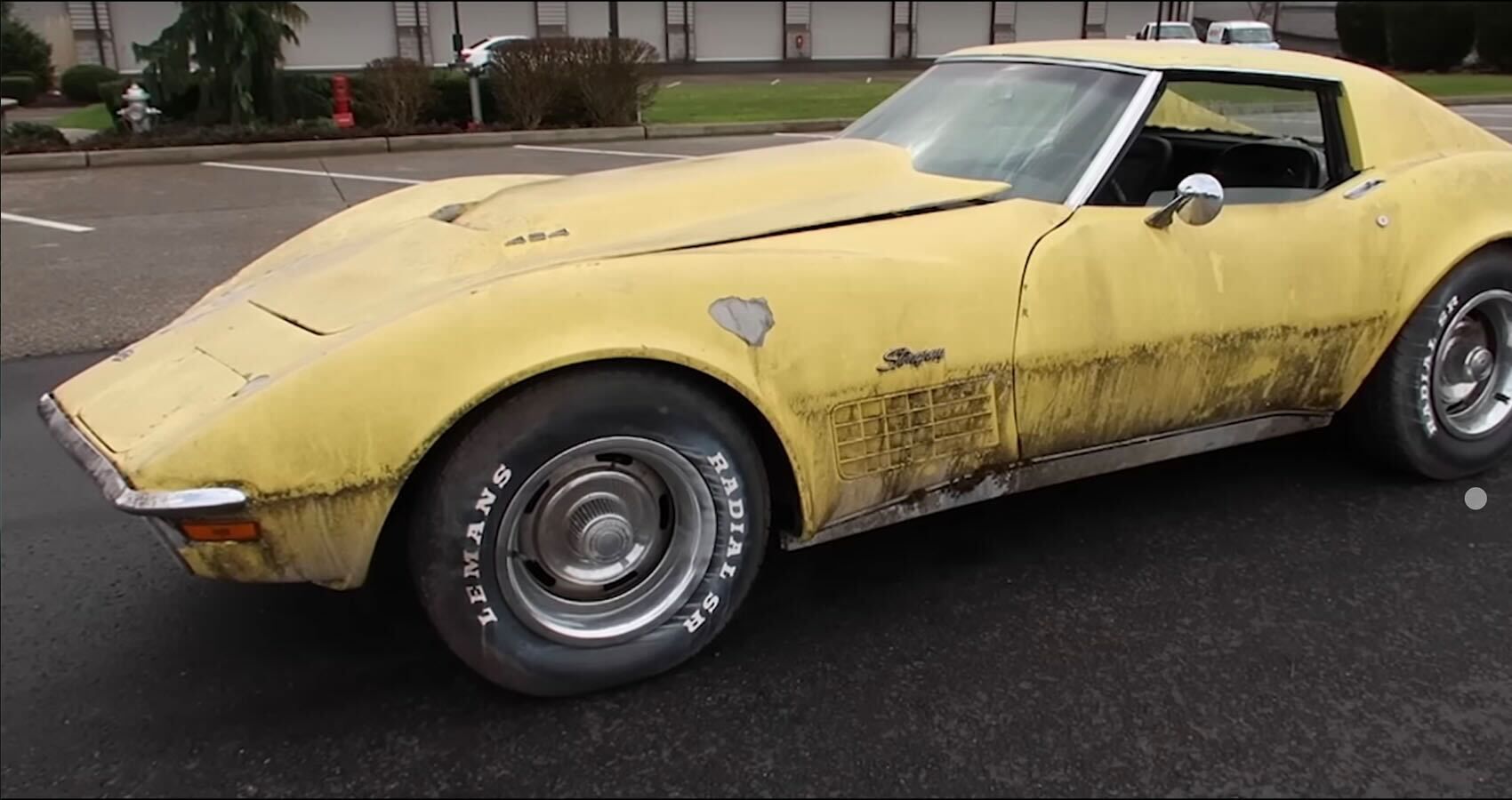 Watch This Filthy 1970 Chevrolet Corvette Barn Find Cleanup Surprisingly Well