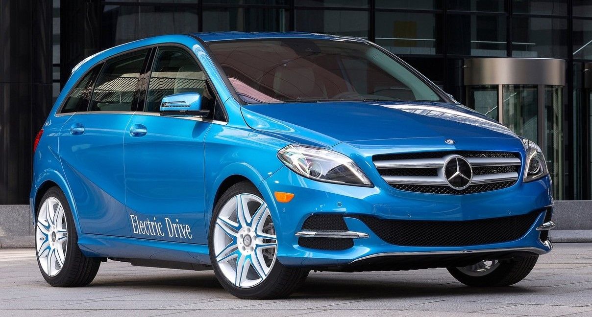 2015 Mercedes Benz B-Class Electric Drive parked outdoor