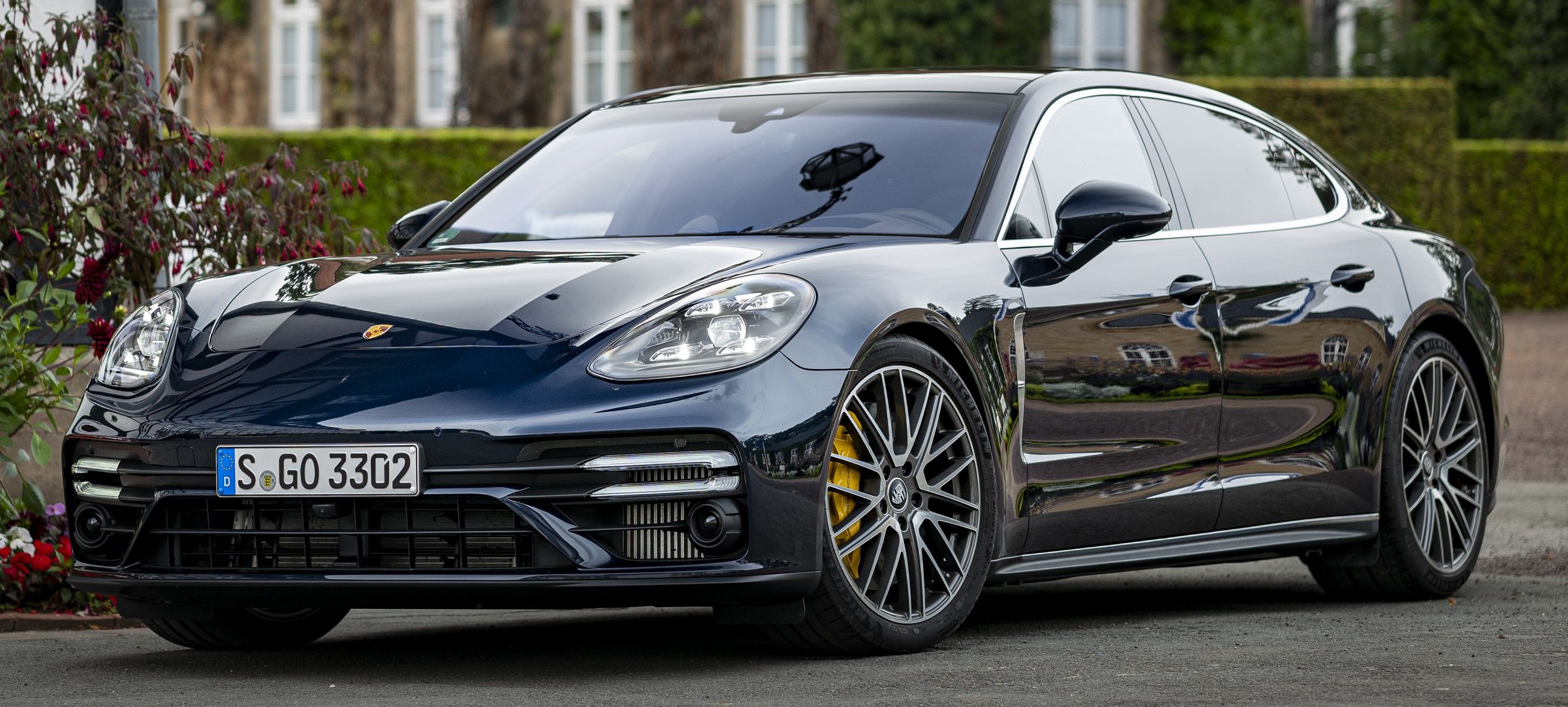 10 Best European Cars For Performance And Comfort