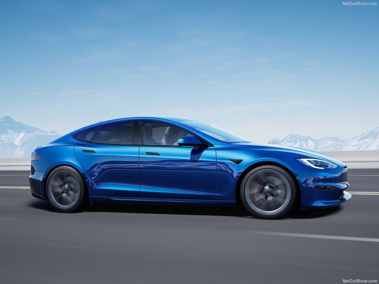 Tesla-Model_S-2021-Blue