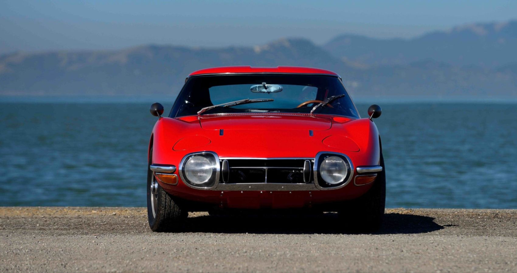 Why The Toyota 2000GT Is The Best Classic Car For Gearheads