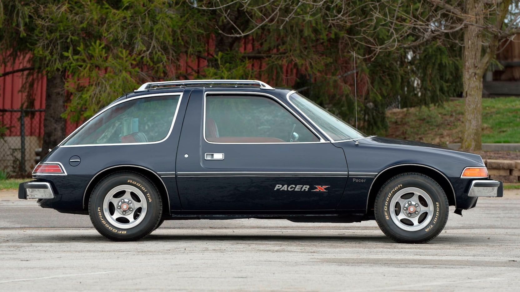 pacer next cage sneakers