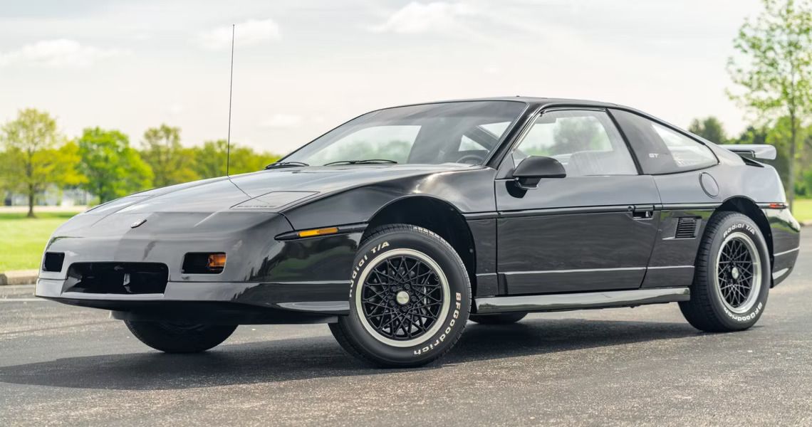 1988 Pontiac Fiero GT Front Quarter View Black